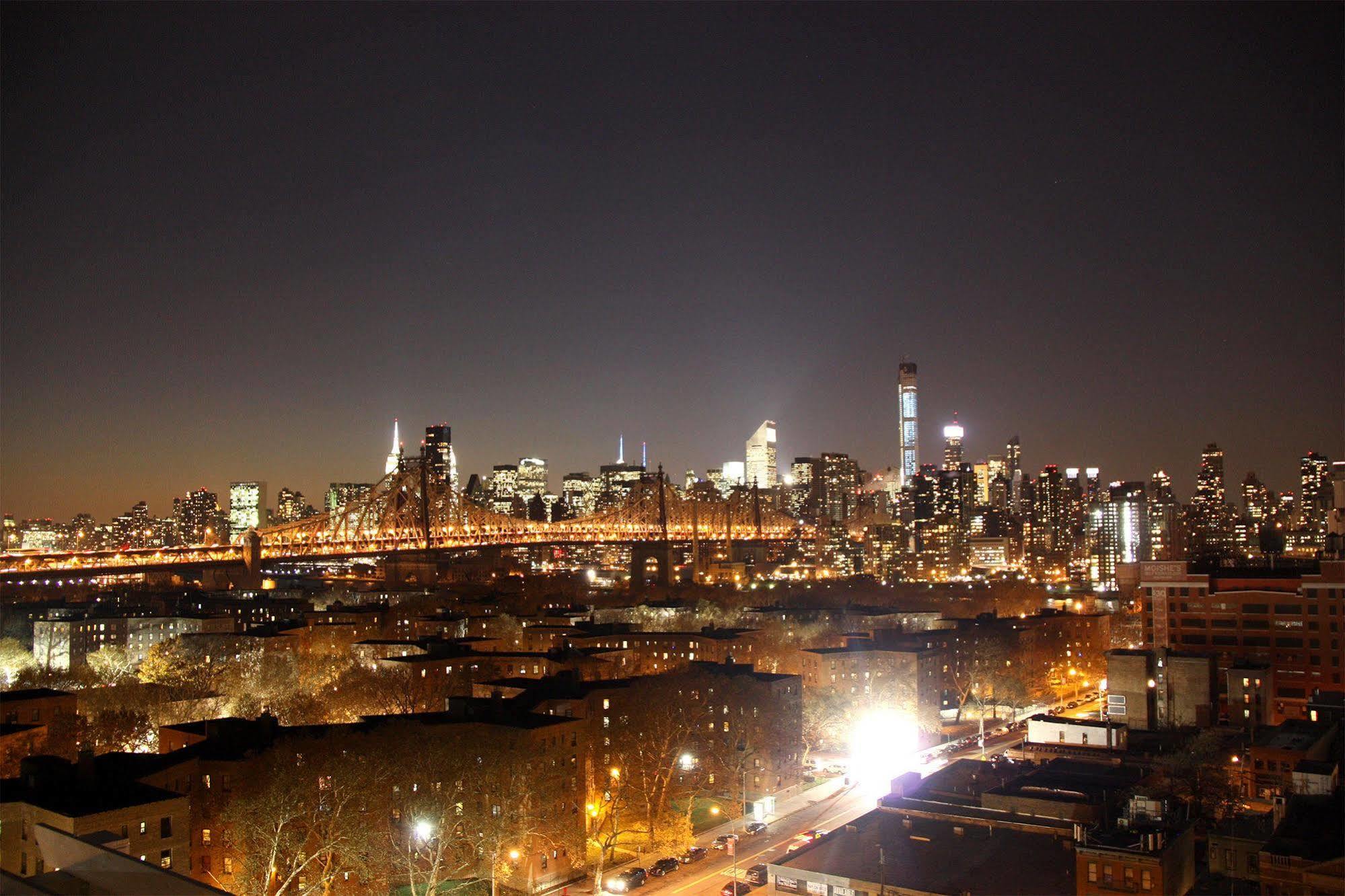 Howard Johnson By Wyndham Long Island City New York Bagian luar foto