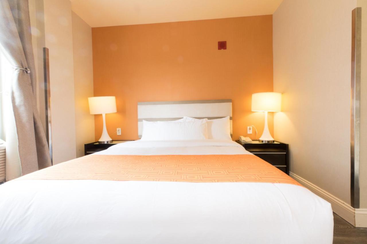 Howard Johnson By Wyndham Long Island City New York Bagian luar foto