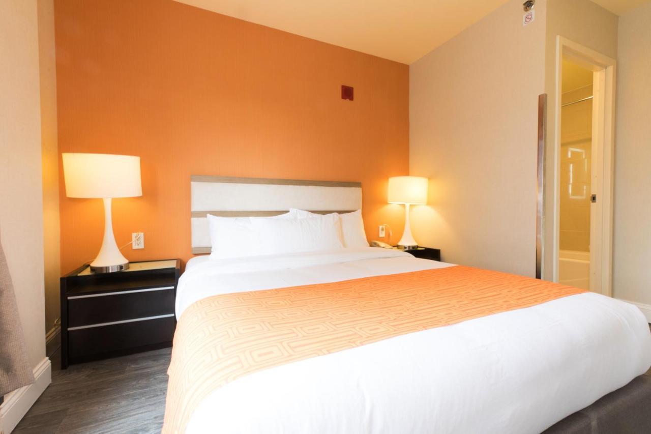 Howard Johnson By Wyndham Long Island City New York Bagian luar foto
