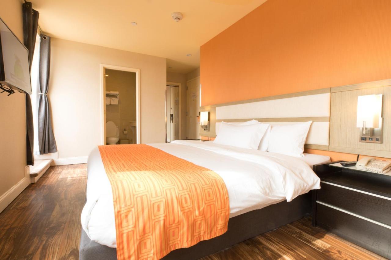 Howard Johnson By Wyndham Long Island City New York Bagian luar foto
