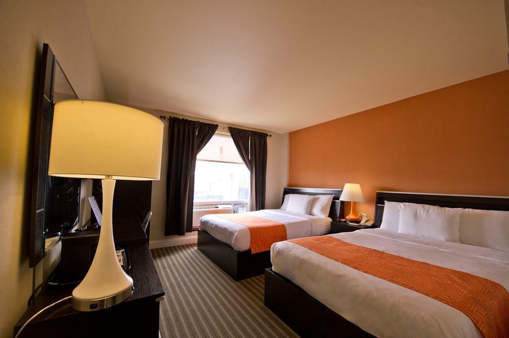 Howard Johnson By Wyndham Long Island City New York Bagian luar foto