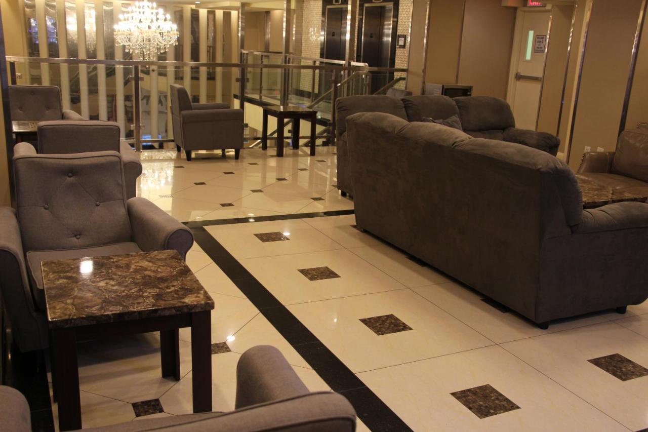 Howard Johnson By Wyndham Long Island City New York Bagian luar foto